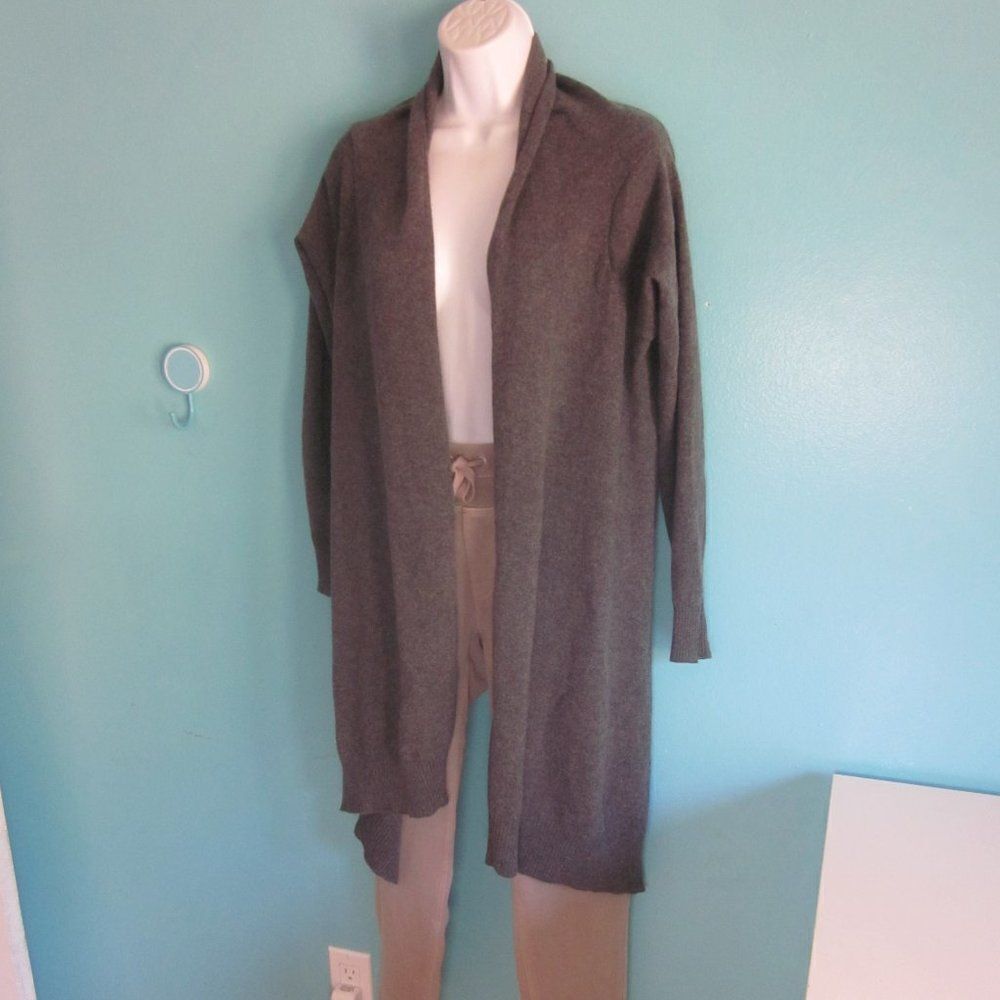 Olive Cashmere Gray Cardigan Sweater Size M Crop Back Long Front 100% Cashmere